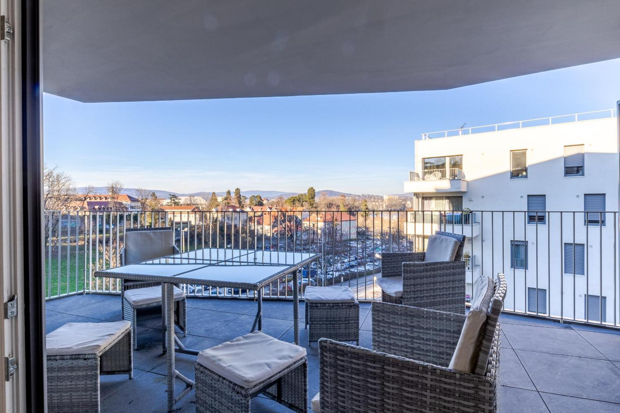 La Plume Vue Lac 3 Etoiles - Garage Prive, Secteur Recherche, Moderne & Tout Equipe, 6 Personnes Annecy Ngoại thất bức ảnh